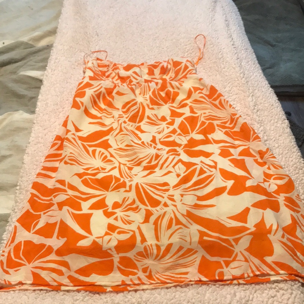 Summery strapless perfect condition lined dress!